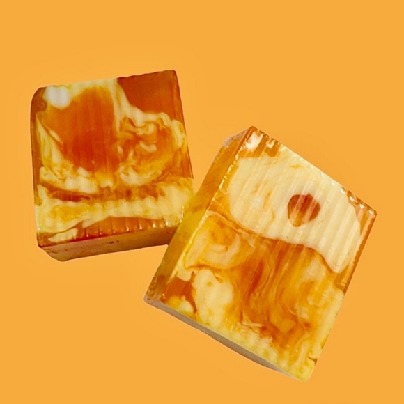 Janiah'z beauty & essentials Termic soap - Picture 1 of 2